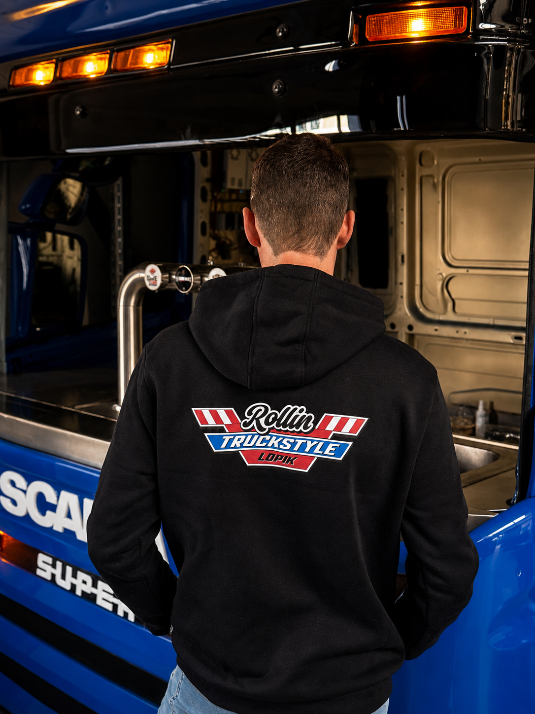 Rollin’ Logo Hoodie – Keep on Rollin’